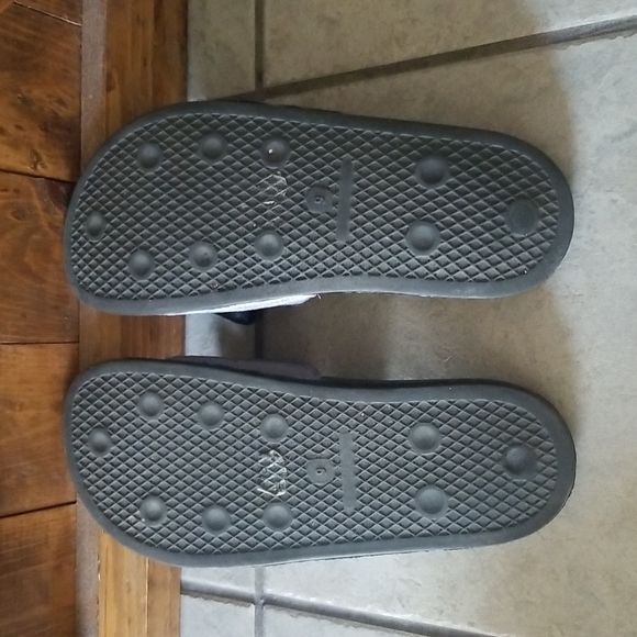 Velvet Bow Slides - Picture 10 of 10